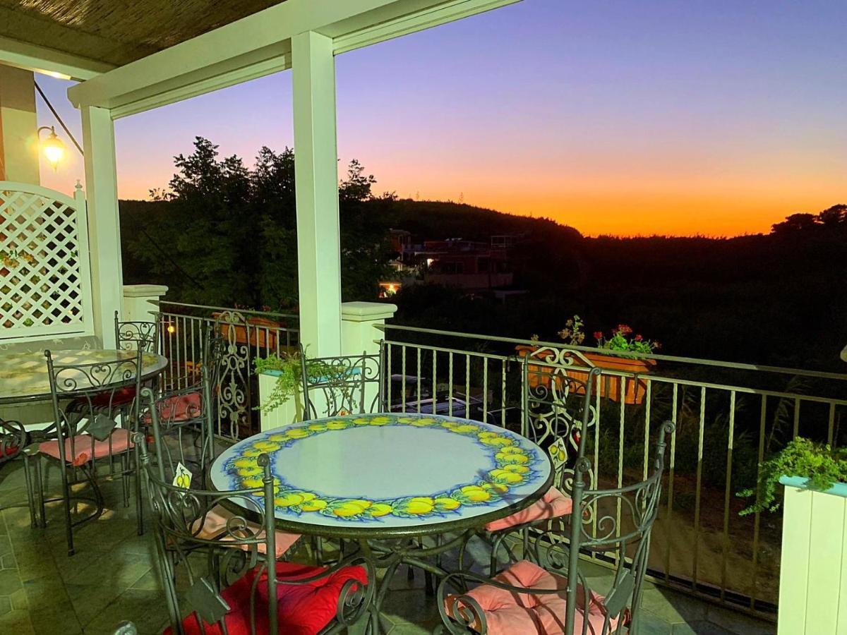 Hotel Isolabella Ventotene Luaran gambar