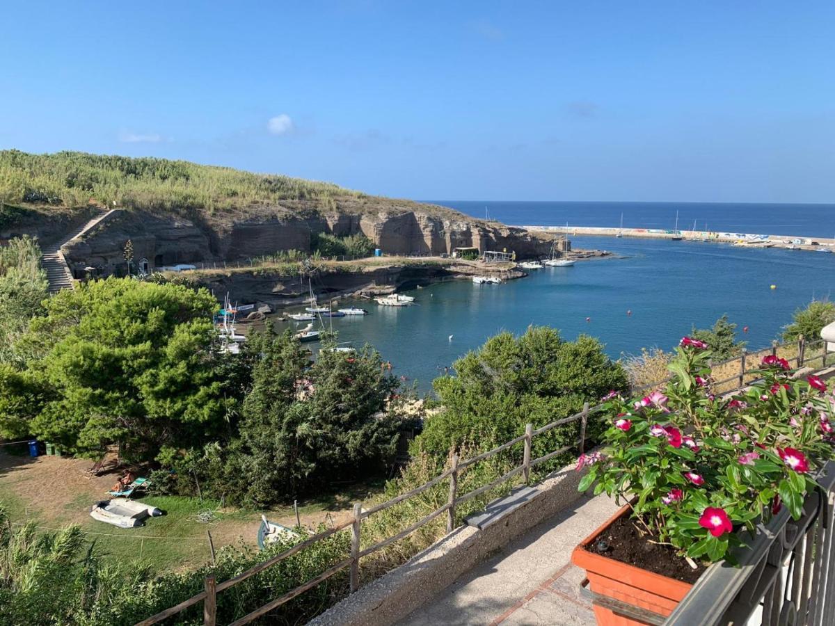 Hotel Isolabella Ventotene Luaran gambar