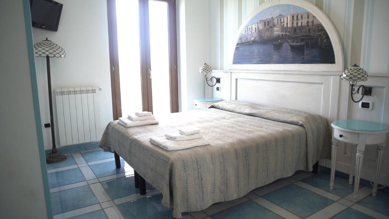 Hotel Isolabella Ventotene Luaran gambar