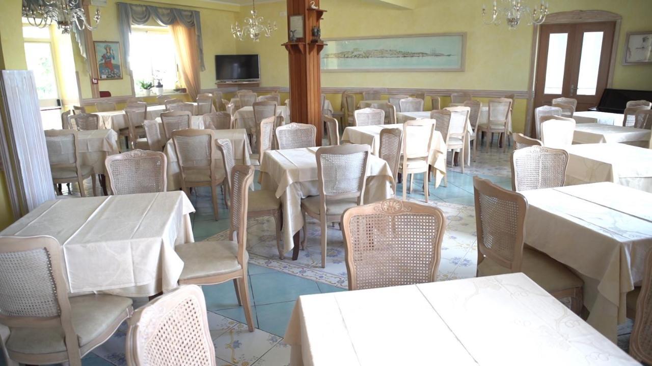 Hotel Isolabella Ventotene Luaran gambar