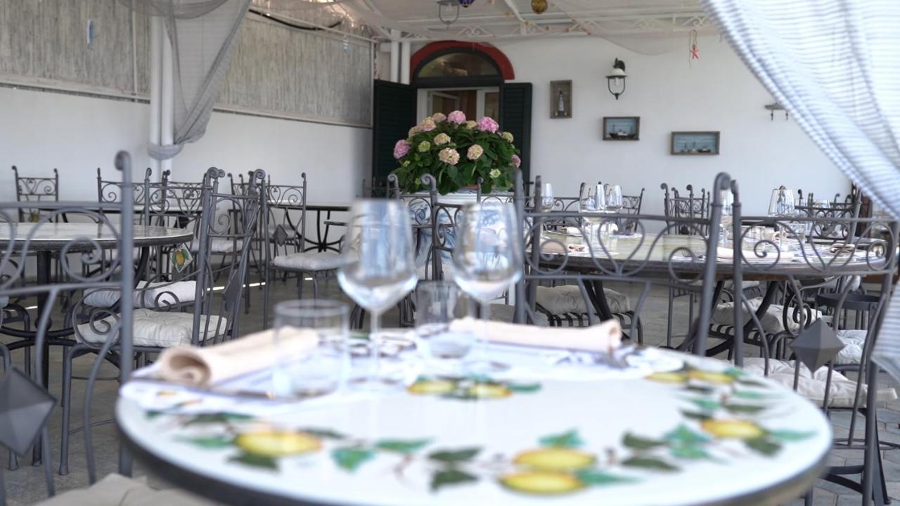 Hotel Isolabella Ventotene Luaran gambar