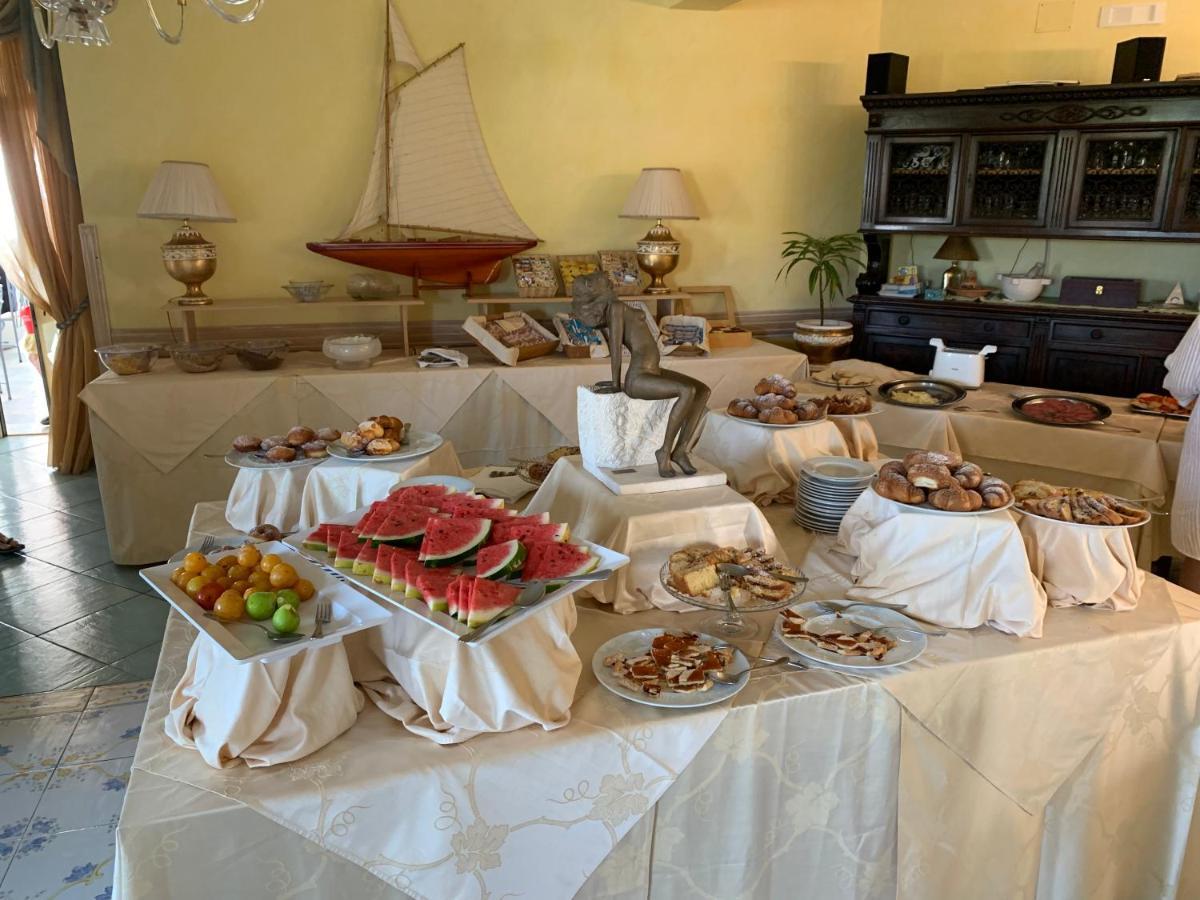 Hotel Isolabella Ventotene Luaran gambar