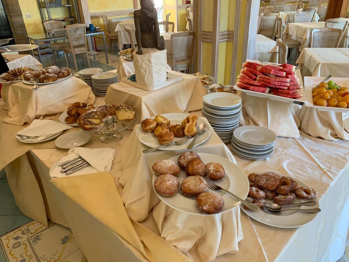 Hotel Isolabella Ventotene Luaran gambar