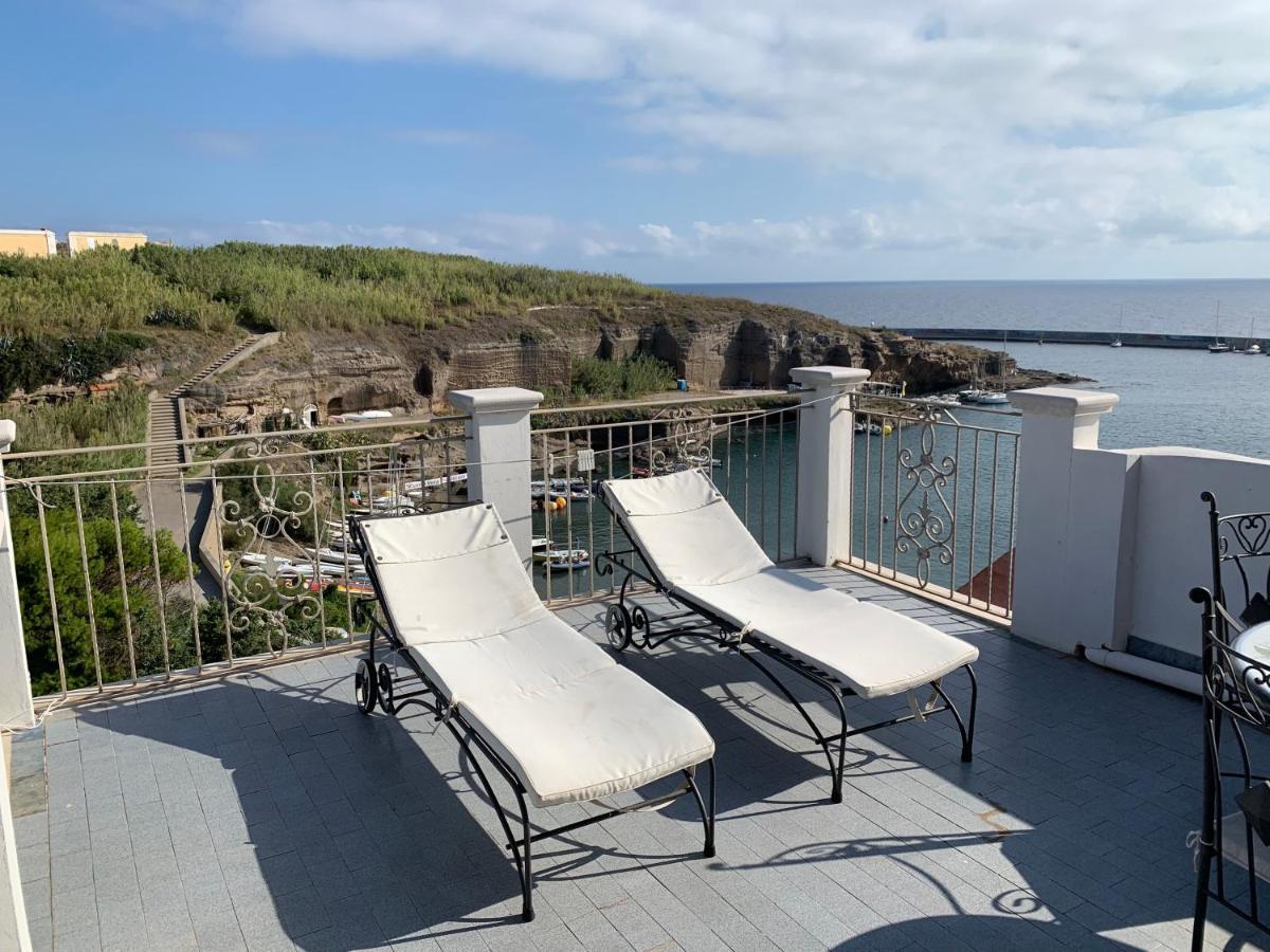 Hotel Isolabella Ventotene Luaran gambar