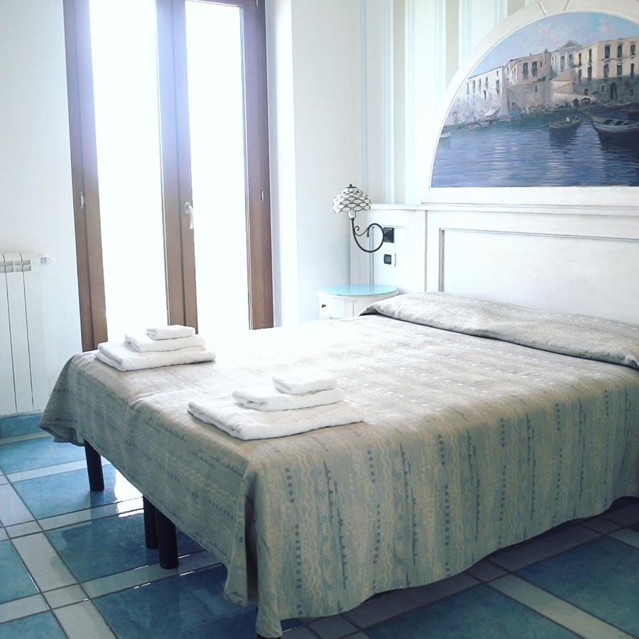 Hotel Isolabella Ventotene Luaran gambar